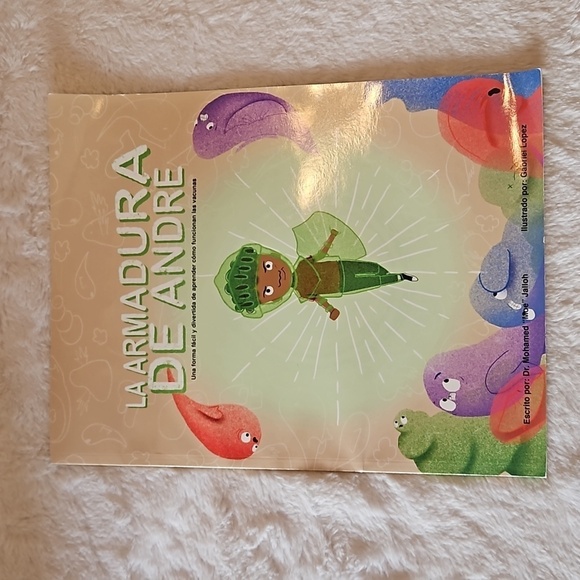 Kid's Books Spanish version. Bundle of 3 Home Accents Cofffe Table Books - Picture 10 of 11